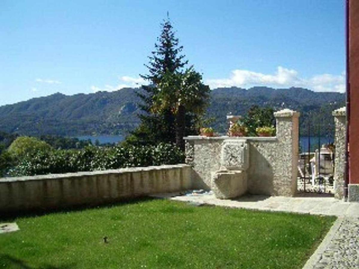 Domus Cusiana Complesso Vista Lago E Piscina Miasino Buitenkant foto